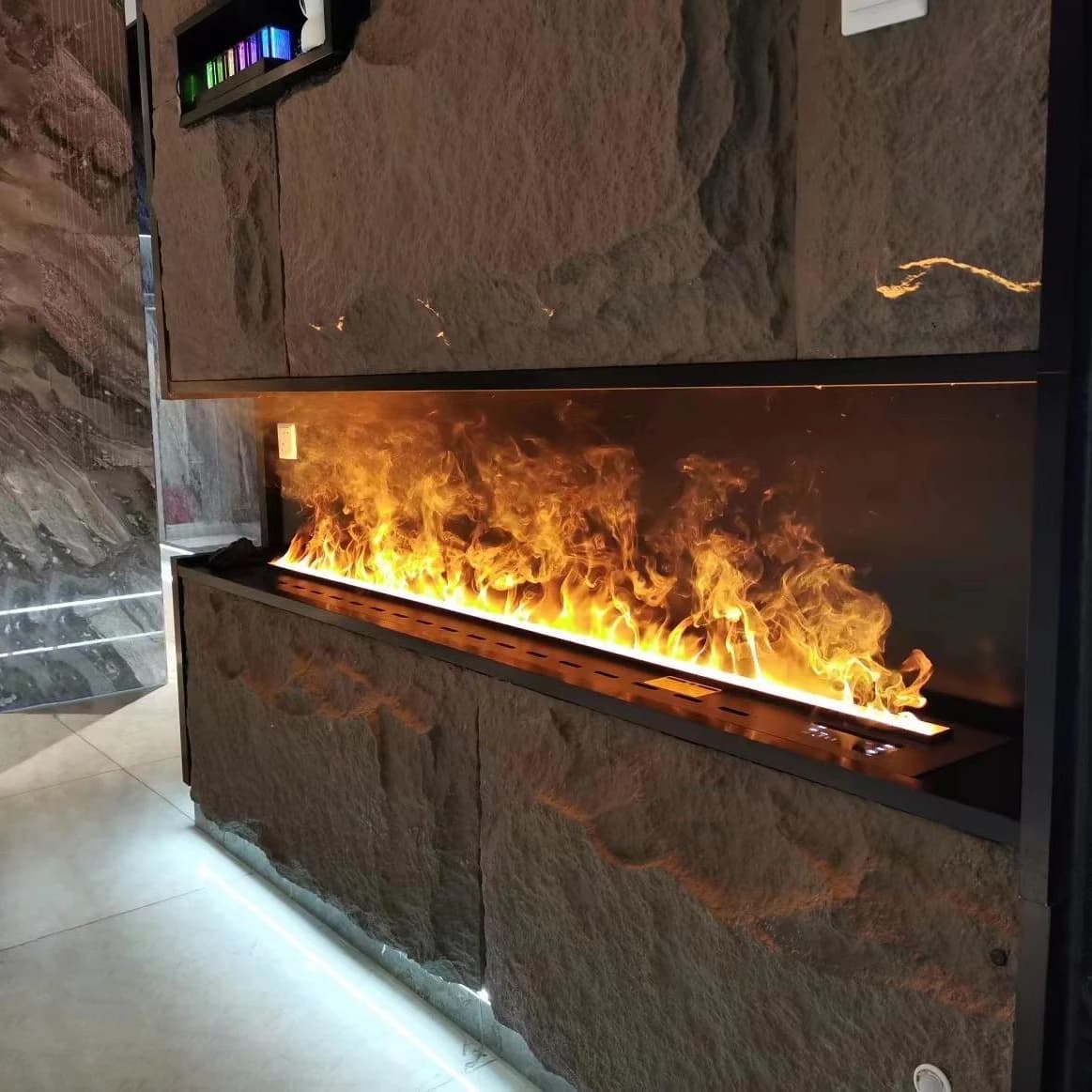 Camino atomizzatore Umidificatore intelligente 700 MM Decorazione moderna Incorporato Simulazione 3D Fuoco Vapore Fiamma Casa