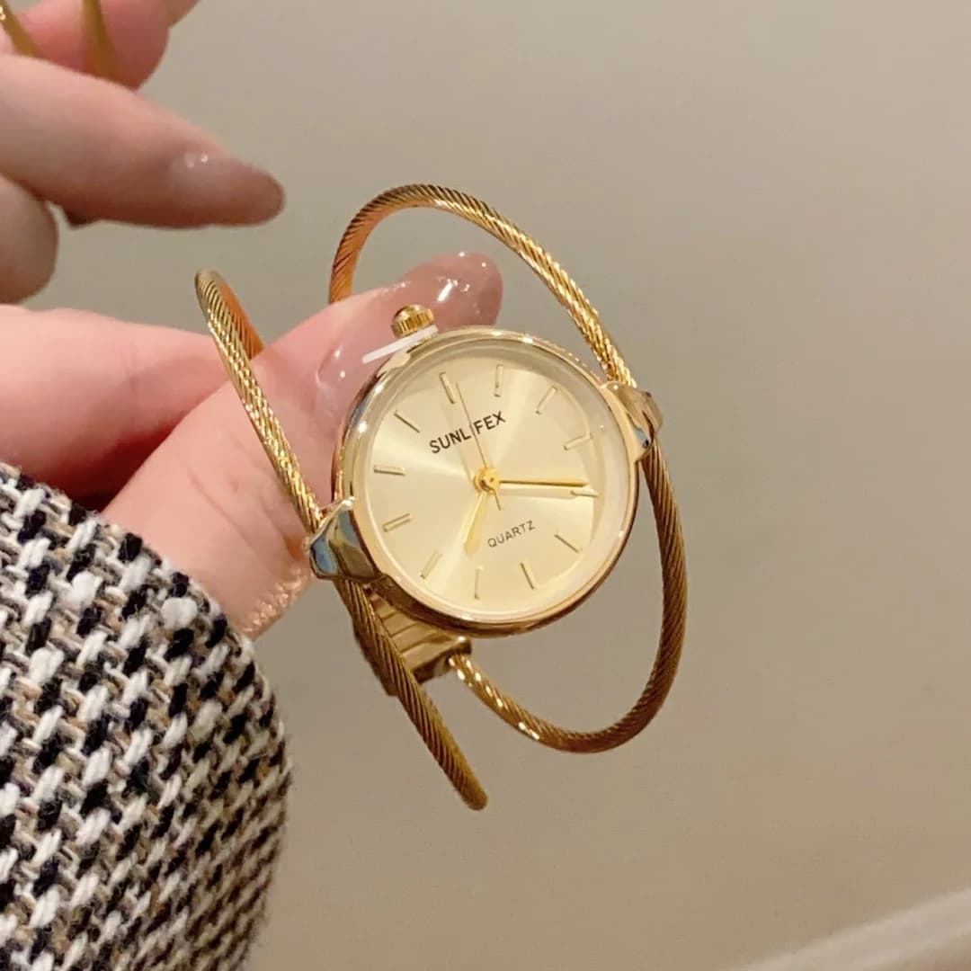 Sunlifex Fashionable Women's Quartz Wrist Watch Round Dial Bracelet Light Chain Bracelet Women's Watch Dames Horloges