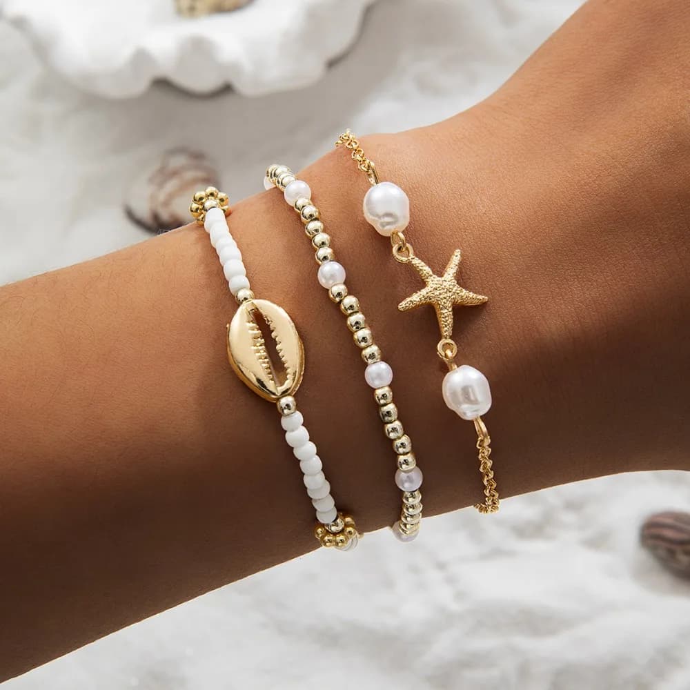 Set di 3 Braccialetti Boho con Conchiglie, Stelle Marine e Perle Imitate per Donne, Gioielli Estivi da Spiaggia e Vacanza