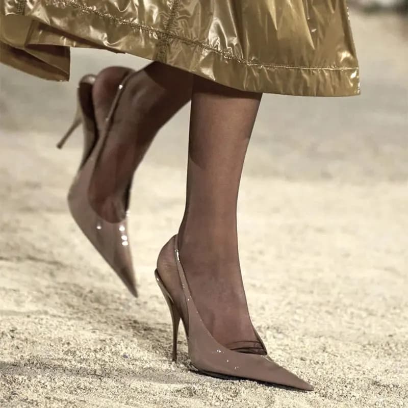 2026 Spring and Summer New simple sandals with pointed back European and American Fashion Women's versatile shoes for banquets