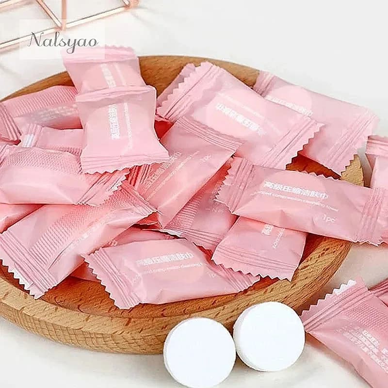 50pcs Compressed Travel Towel Disposable Cotton Non-Woven Face Wipes Tissue Makeup Cleansing Tablets Outdoor