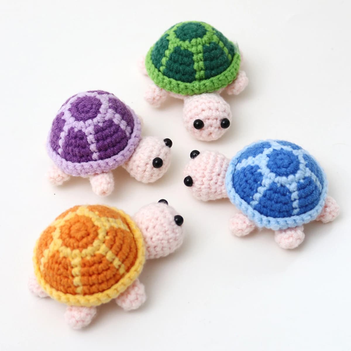 Handmade Crochet Turtle Pendant Yarn Weaving Cute Doll Creative Gift to Give Friends