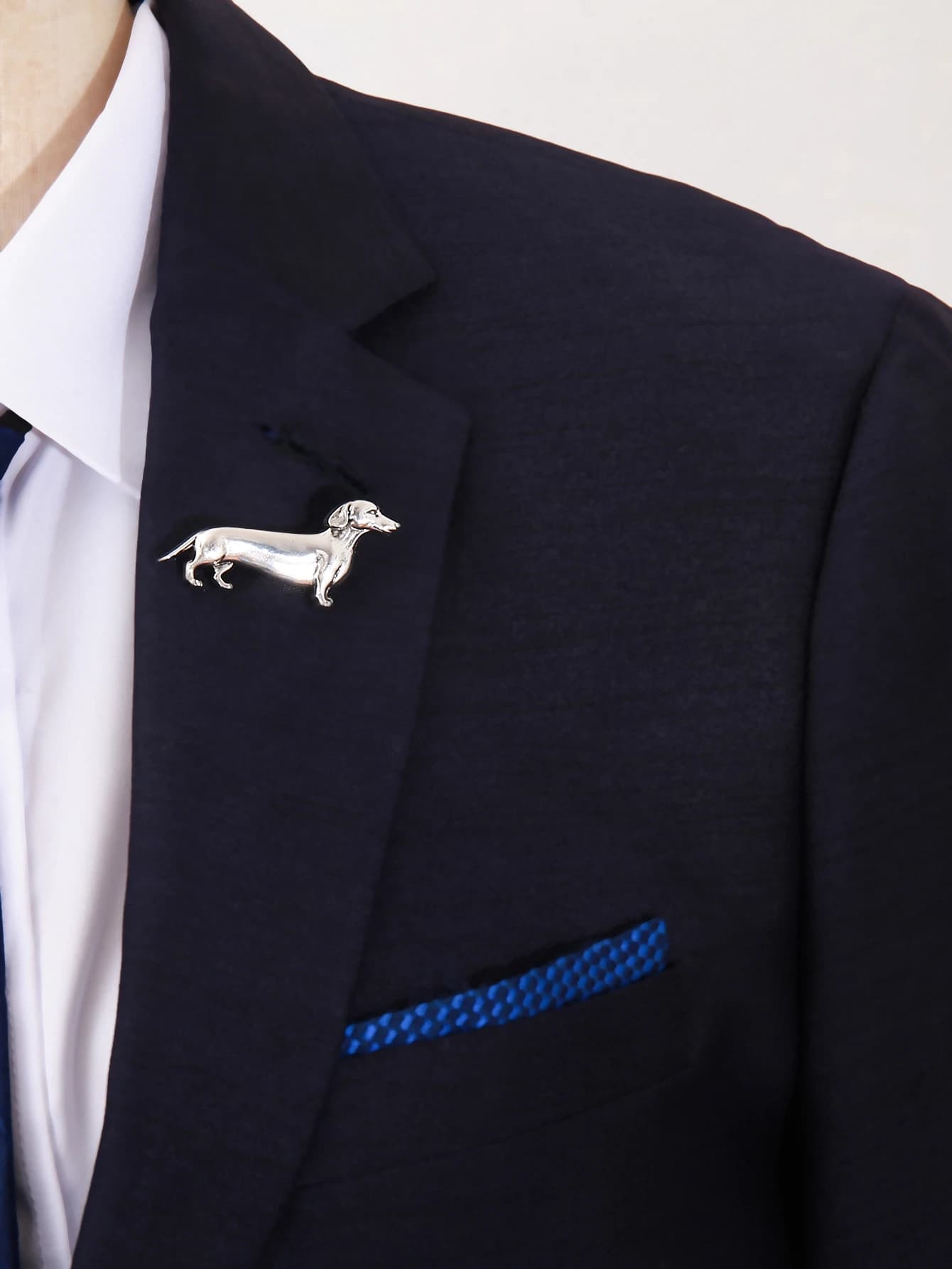 1 pz Spilla a forma di Bassotto Carino, Pin da Risvolto Bassotto in Oro Rosa, Accessorio Divertente a Tema Animale per Giacche, Cappotti e Zaini da Uomo.