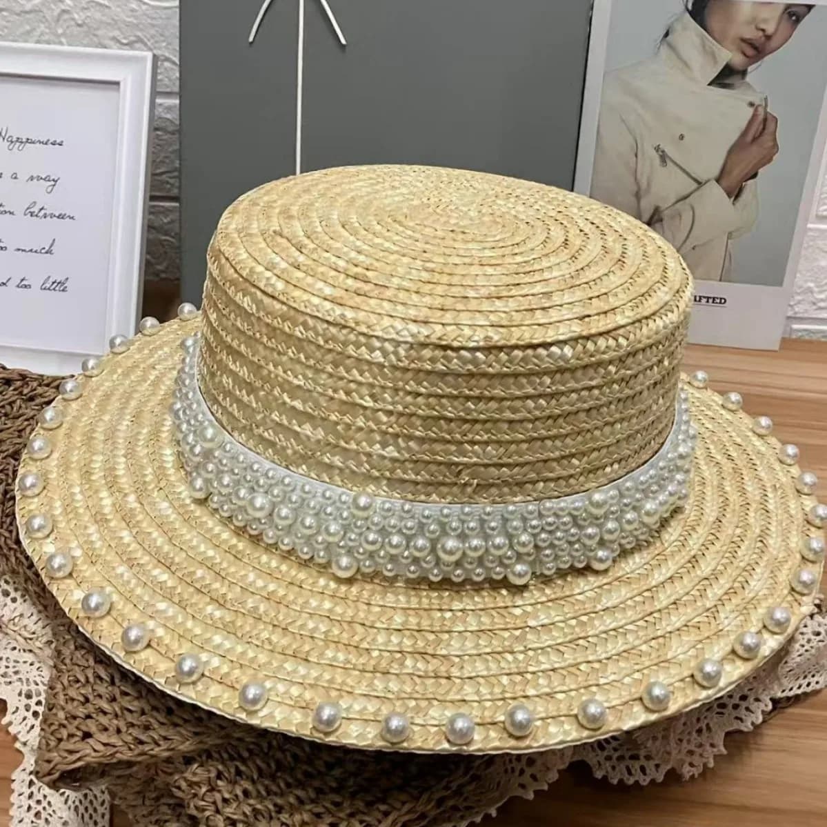 Japanese Popular Pearl Straw Hat Flat Top Shade Hat for Women Seaside Holiday Outdoor Summer Hat