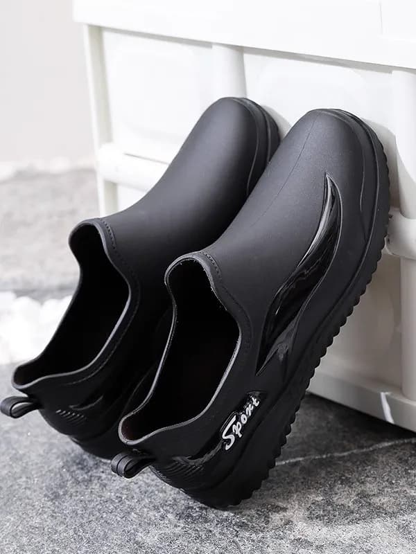 Stivali da Pioggia Corti alla Moda da Uomo, Scarpe Impermeabili Slip-On a Tacco Basso, Fondo Piatto, Resistenti all'Usura, Foderati in Pile Caldo, Antiscivolo