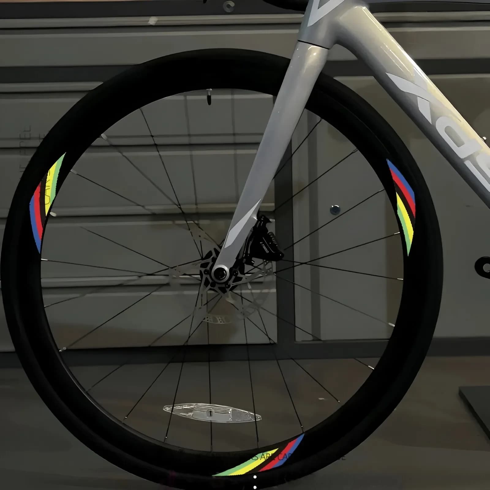 UCI Rainbow Champion Set di ruote per bici Adesivo per bici da strada Cerchione per mountain bike Modifica ruota decorativa per cerchione coltello in carbonio