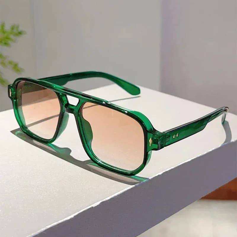 Nuovi Occhiali da Sole Quadrati Vintage con Doppio Ponte, Lenti Oceaniche con Rivetti alla Moda, Protezione UV400, Occhiali da Sole da Donna di Tendenza per Viaggi