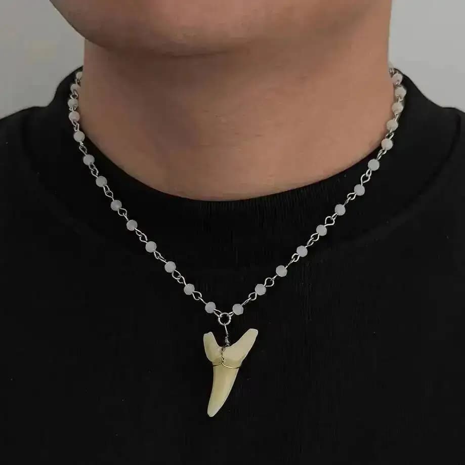 Salircon 2026 New Retro Ethnic Acrylic Simulated Tooth Pendant Necklace Men Punk Creative Crystal Bead Chain Choker Jewelry