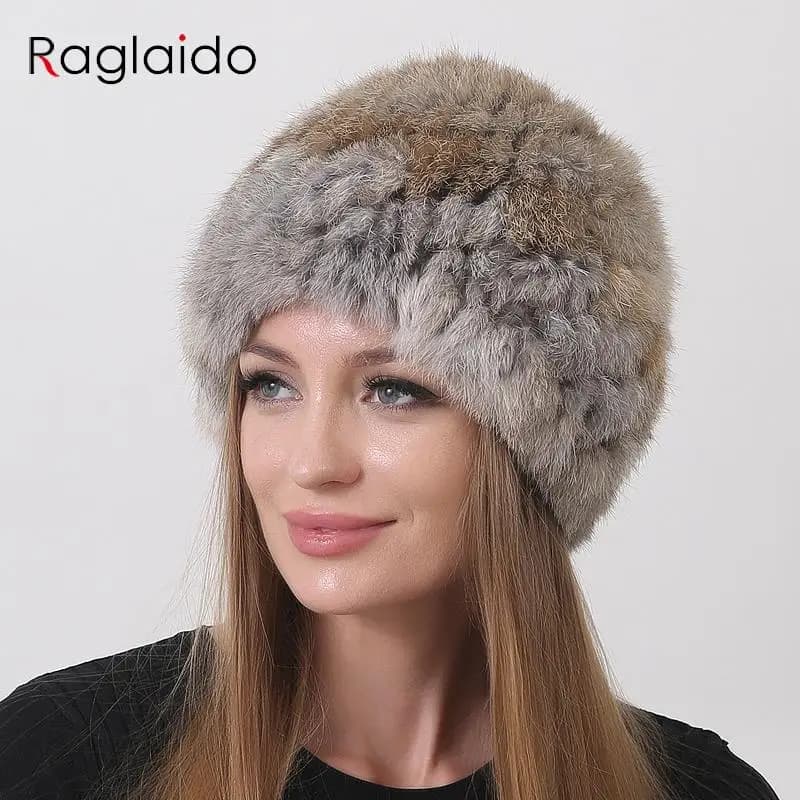 Cappelli invernali da donna caldi e soffici 2023 Berretto lavorato a maglia in pelliccia di coniglio naturale Cappello di pelliccia morbida e accogliente russo