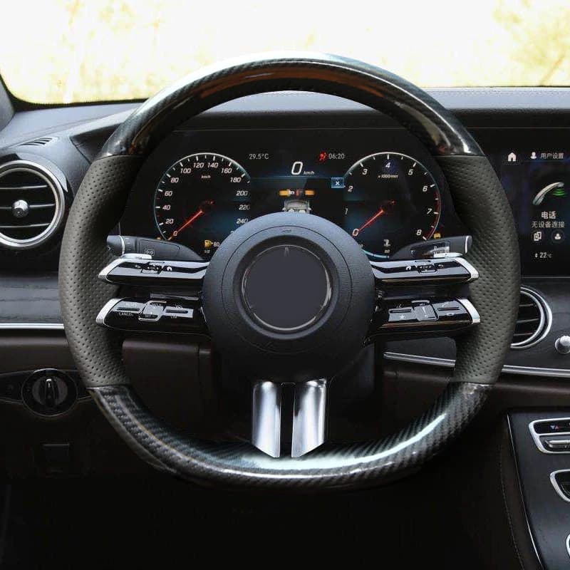 Coprivolante per auto in pelle di carbonio intrecciato personalizzato fai-da-te antiscivolo per Mercedes Benz classe C W206 2021-2024 classe E W213