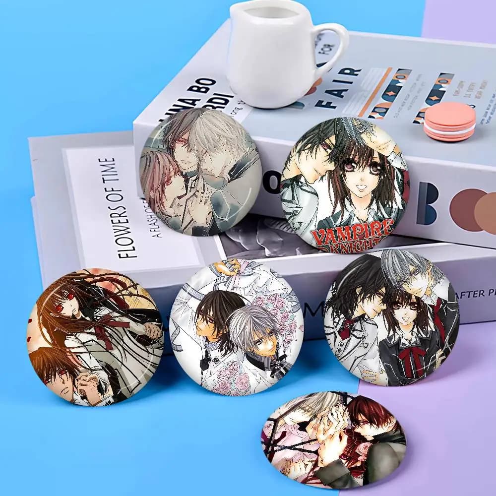 Spilla Creativa in Latta con Icona Animale di Vampire Knight, Distintivo per Borsa e Accessori