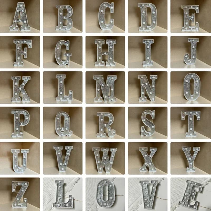 Lettere da 21 cm con luce a led Alfabeto argento Lettera Numero Luce notturna Casa Lettere di Natale Decorazione per feste di compleanno