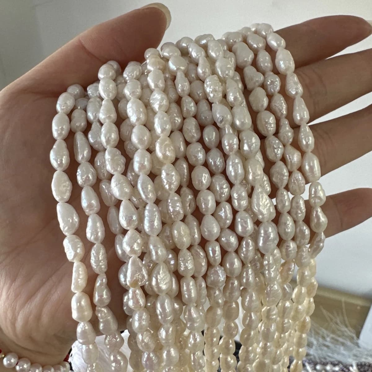 Perle Barocche Irregolari Naturali d'Acqua Dolce da 4,5-5,5 mm, Perle Semilavorate per Creazione Gioielli Fai da Te, Accessori per Collane e Bracciali
