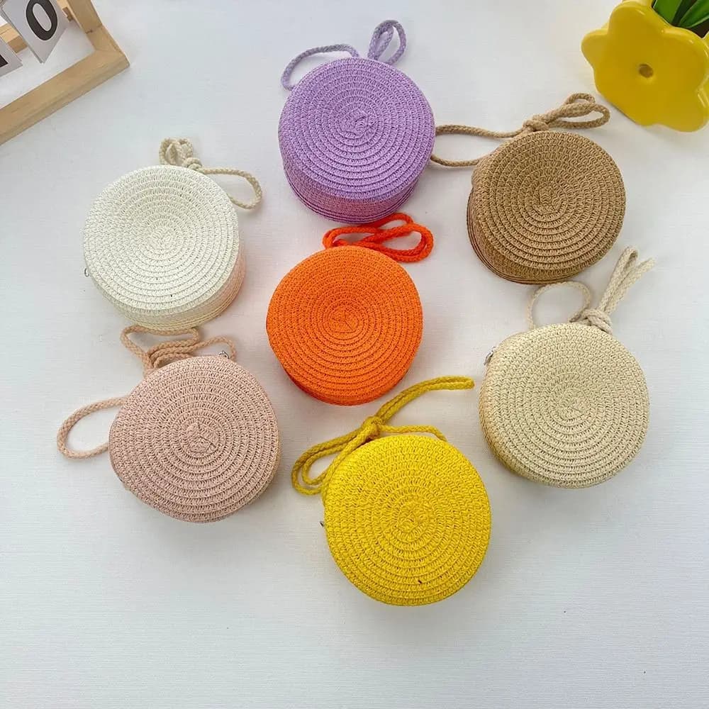 Borsa a tracolla rotonda in paglia intrecciata a mano borsa a tracolla per bambini borsa a tracolla in paglia da spiaggia estiva per ragazze Wowen