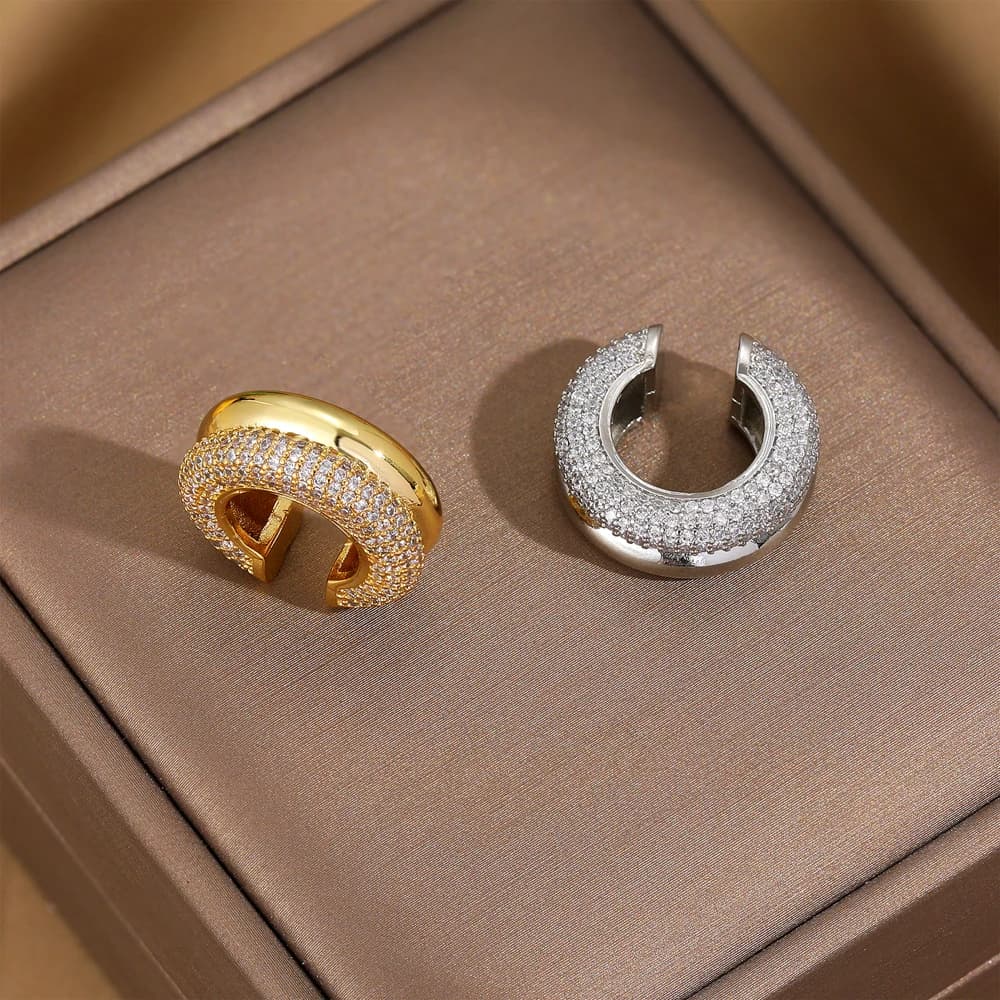 Polsino dell'orecchio rotondo con zirconi di giunzione alla moda senza accessori penetranti 1 pezzo eleganti orecchini a clip in acciaio inossidabile a doppio strato per le donne