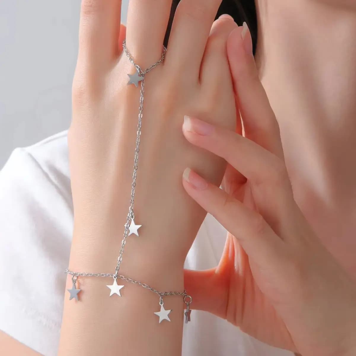 Gold Color Stars Finger Bracelet Stainless Steel Women's Hand Bracelet Ring Trendy Jewelry Birthday Gift 2026 Wholesale New