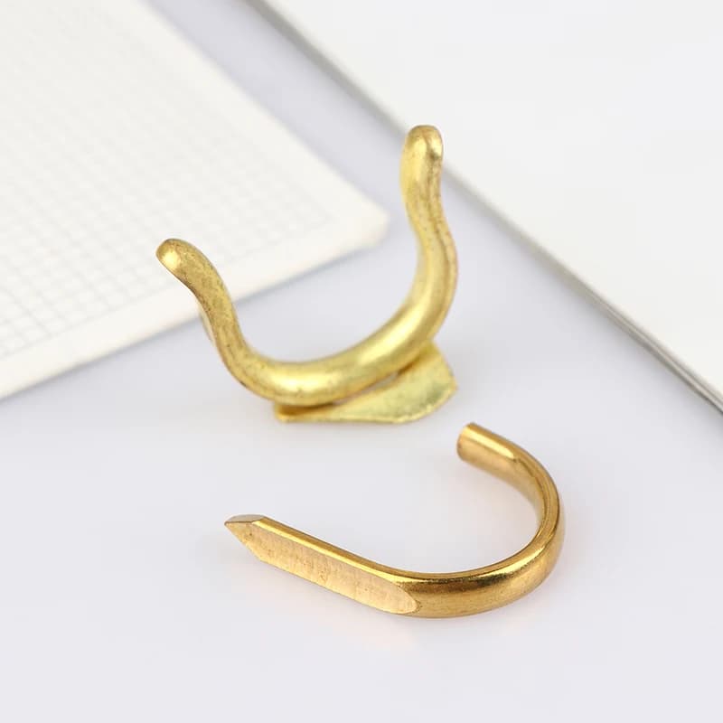 [LA] 1 Pezzo Anelli di Supporto per Tromba con Gancio Piccolo per Regolazione e Riparazione, Strumento di Riparazione, Staffa, Bottoni per Dita, Anelli Metallici per Dita