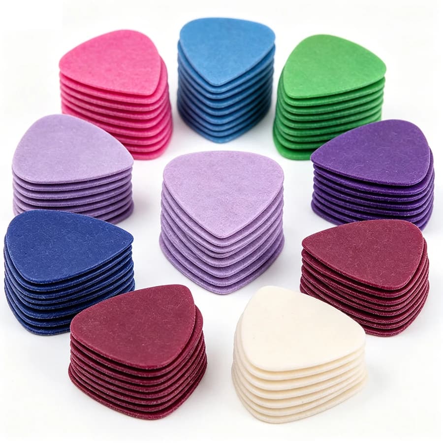 12/20pcs Felt Picks Durable Heart Shaped Picks for Guitar Ukulele Bass Musical String Instrument Performance Accessories