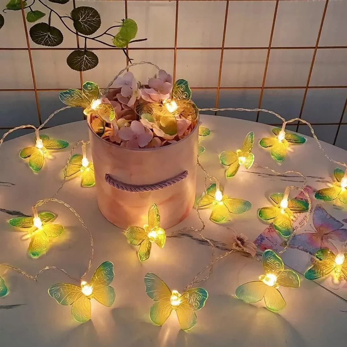 Luci a Forma di Farfalla Solari a LED per Decorazione Casa, Camera da Letto, Interni, Esterni, Giardino, Matrimoni, Feste Estive, Impermeabili