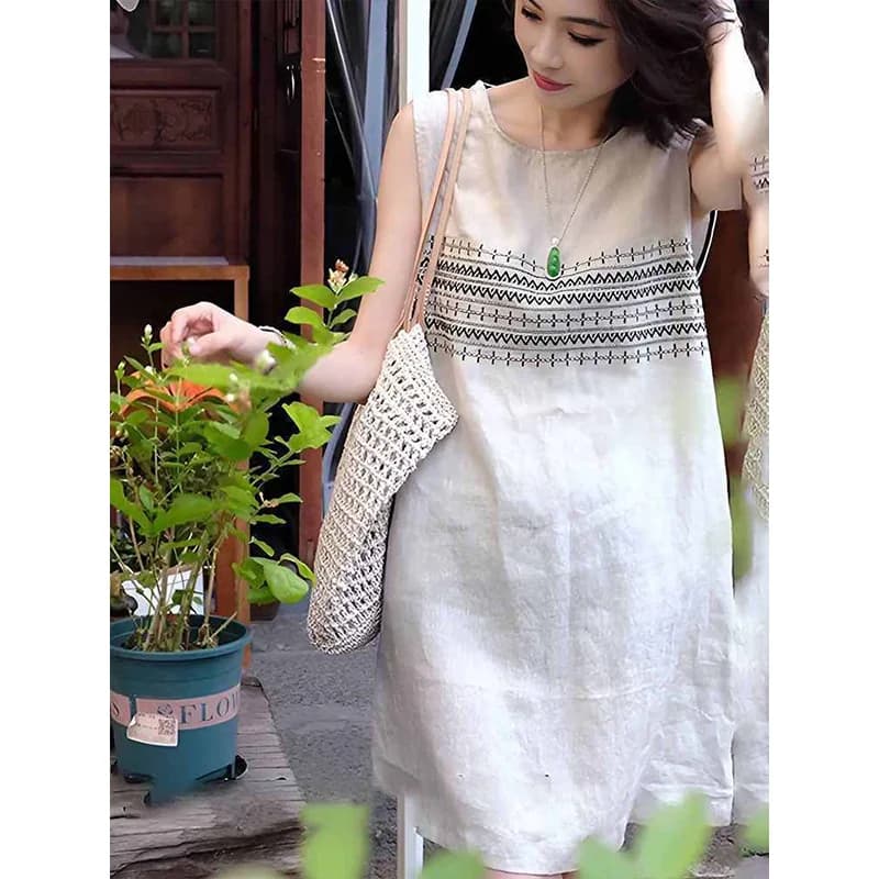Summer New Arrival Casual Literary Retro Style Classic Check Diamond Embroidery Women's Plus Size Sleeveless Midi Dress