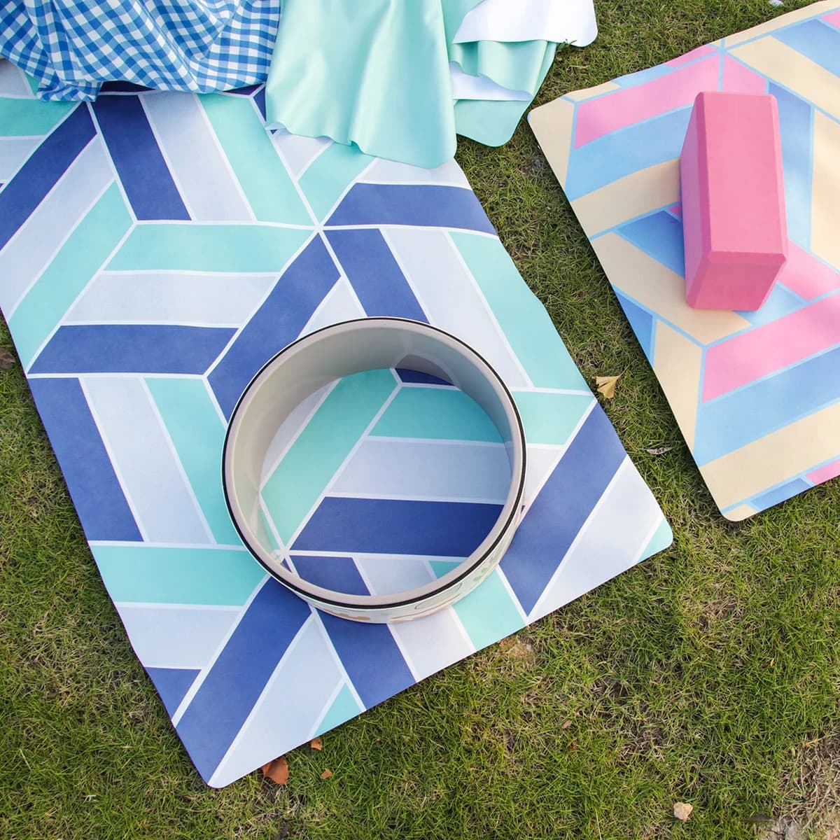 Print set of eco-friendly suede yoga mats + 3 mm training rubber, delicate on the skin
