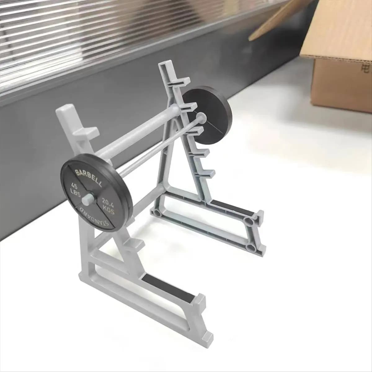 Portapenne ABPP a forma di rack per squat, divertente porta penne per uomo, mini organizer da scrivania (1 barra con 4 dischi di peso)