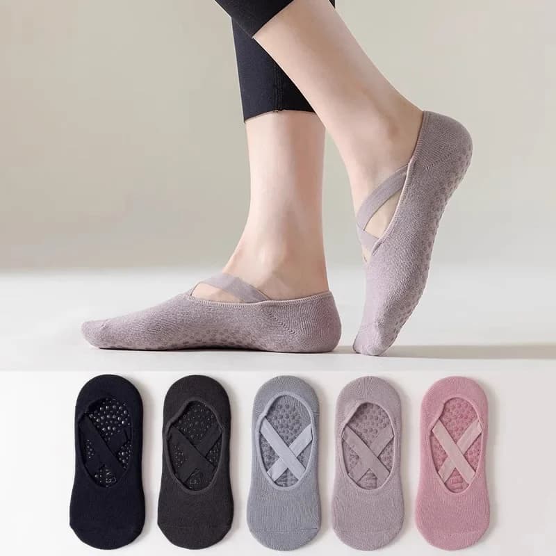 1-5 pairs of women's non-slip yoga socks for dance, pilates, gym, invisible socks in breathable cotton with silicone handle for indoor training