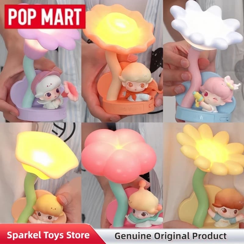 POPMART Dimoo Sensor-Activa Night Light Blind Box Dimoo Moments In Bloom Series Figurina a Forma di Fiore Decorazione da Scrivania Giocattoli Regalo
