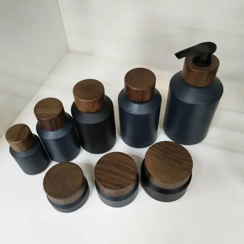 bottiglia di lozione spray contenitore per crema nero bianco Bottiglia di shampoo obliqua bottiglie di olio essenziale ombretto bianco FaceCreamContainer