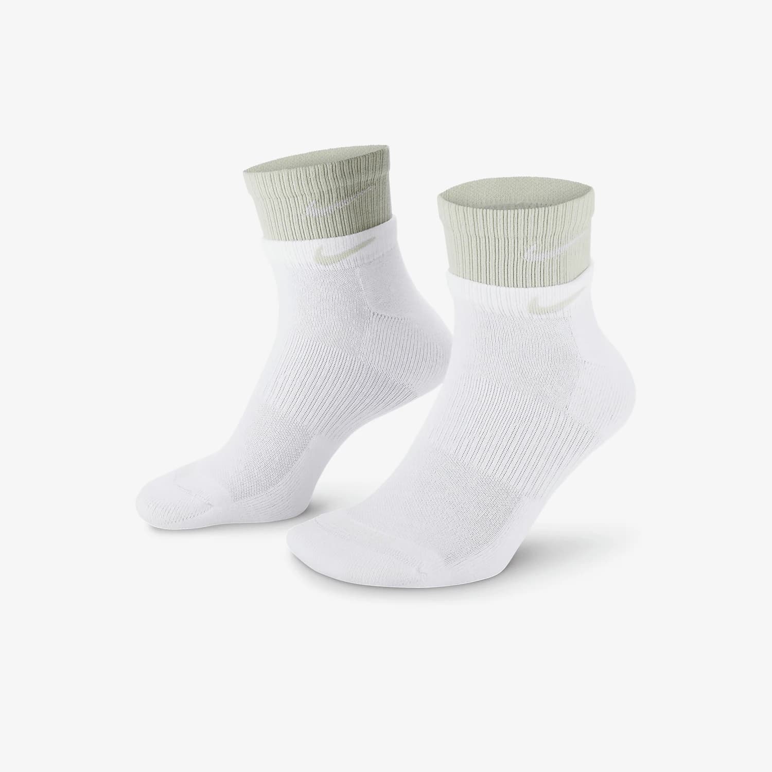 Nike Authentic Everyday Plus Men's and Women's Comfort Socks, Pair DH4058-105