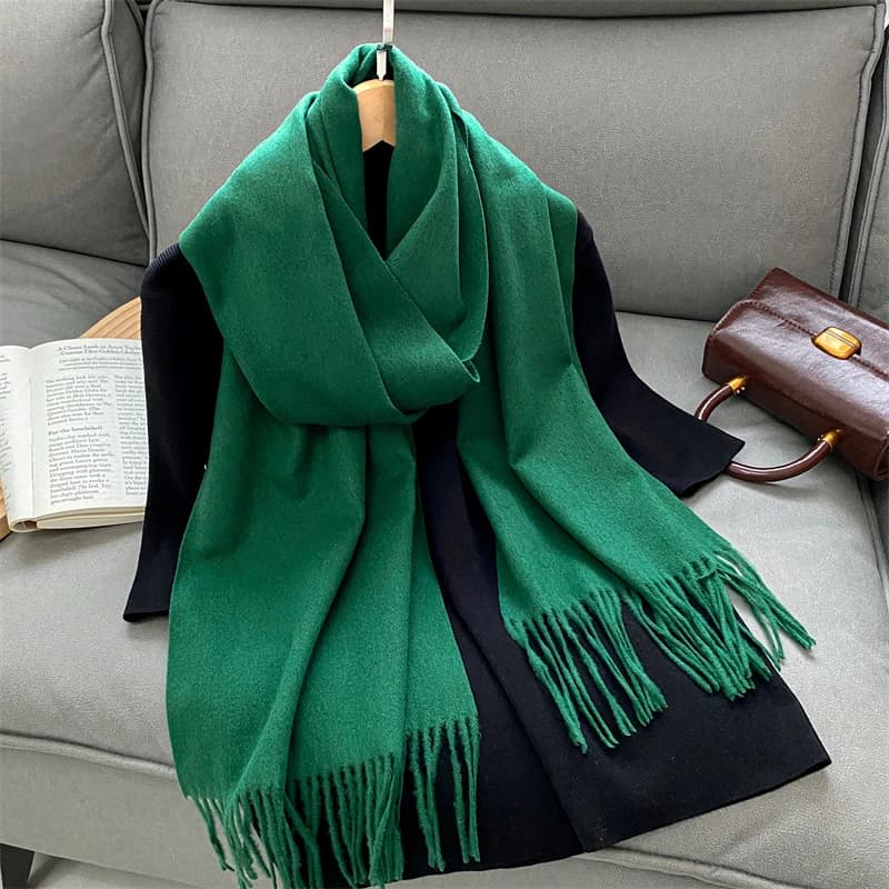Sciarpa di cashmere solido di design di marca di lusso per le donne Coperta di Pashmina invernale Lady caldo addensare scialle avvolgente nappa Echarpe Poncho