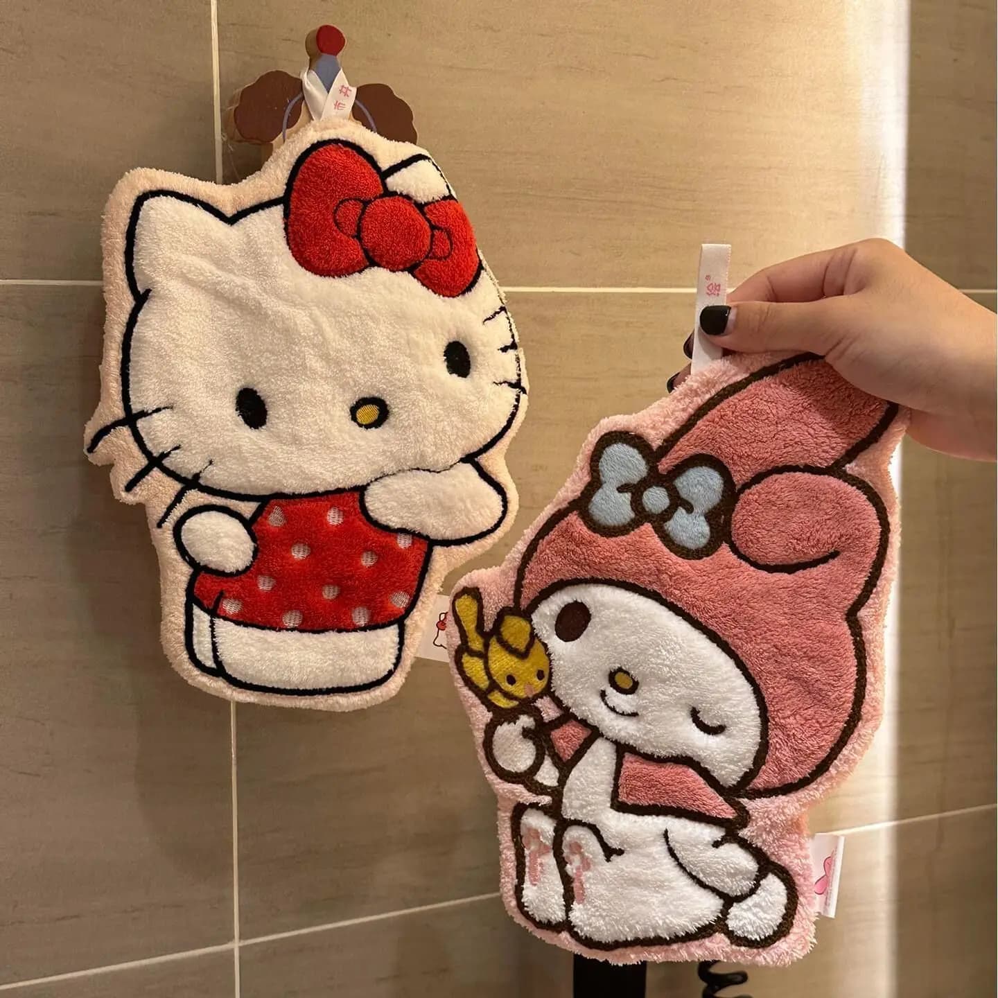 Hello Kitty My Melody Pochacco Cartoon Kawaii Asciugamano in pile di corallo assorbente d'acqua Decorazioni per la cucina Asciugamano per bambini ad asciugatura rapida Regalo