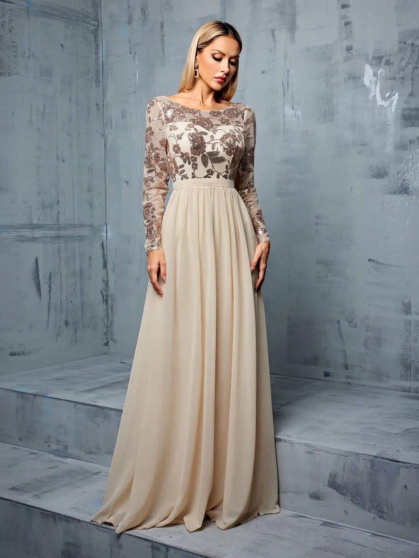 Round-neck sequined embroidered half-sleeve patchwork chiffon evening dress