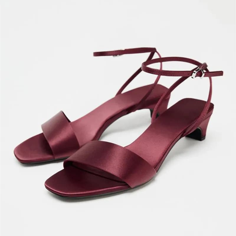 Women's Luxury Satin Low Heel Sandals Sexy Sandals With Open Tip And Ankle Strap With Buckle High Heels Elegant Party Shoes Signed Summer
