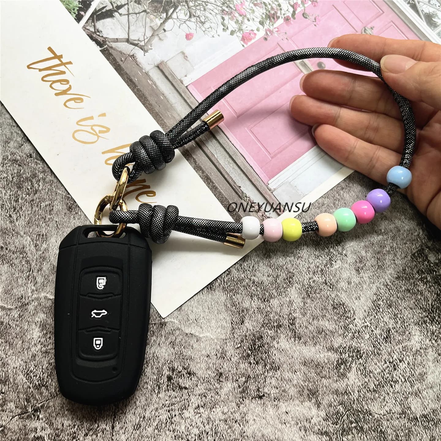 Accessorio per Cellulare in Pelle PU, Decorazione con Charm, Cordino con Perline per Telefono e Chiavi, Cordoncino per Appendere il Cellulare