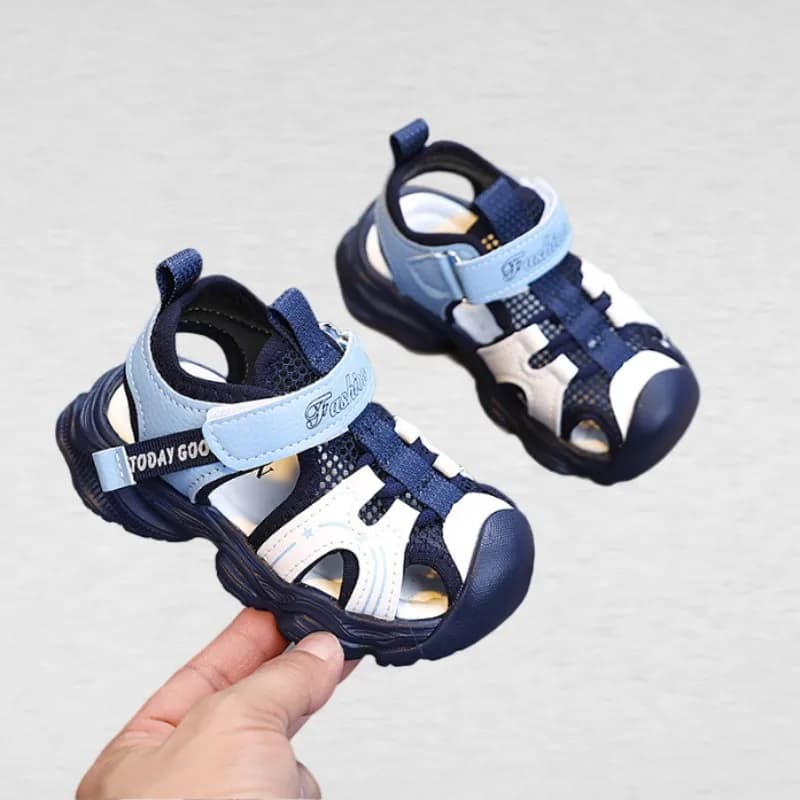 Sandali per bambini Unisex Moda estiva Scarpe da spiaggia antiscivolo per ragazzi e ragazze Sandali casual leggeri con suola morbida e confortevole