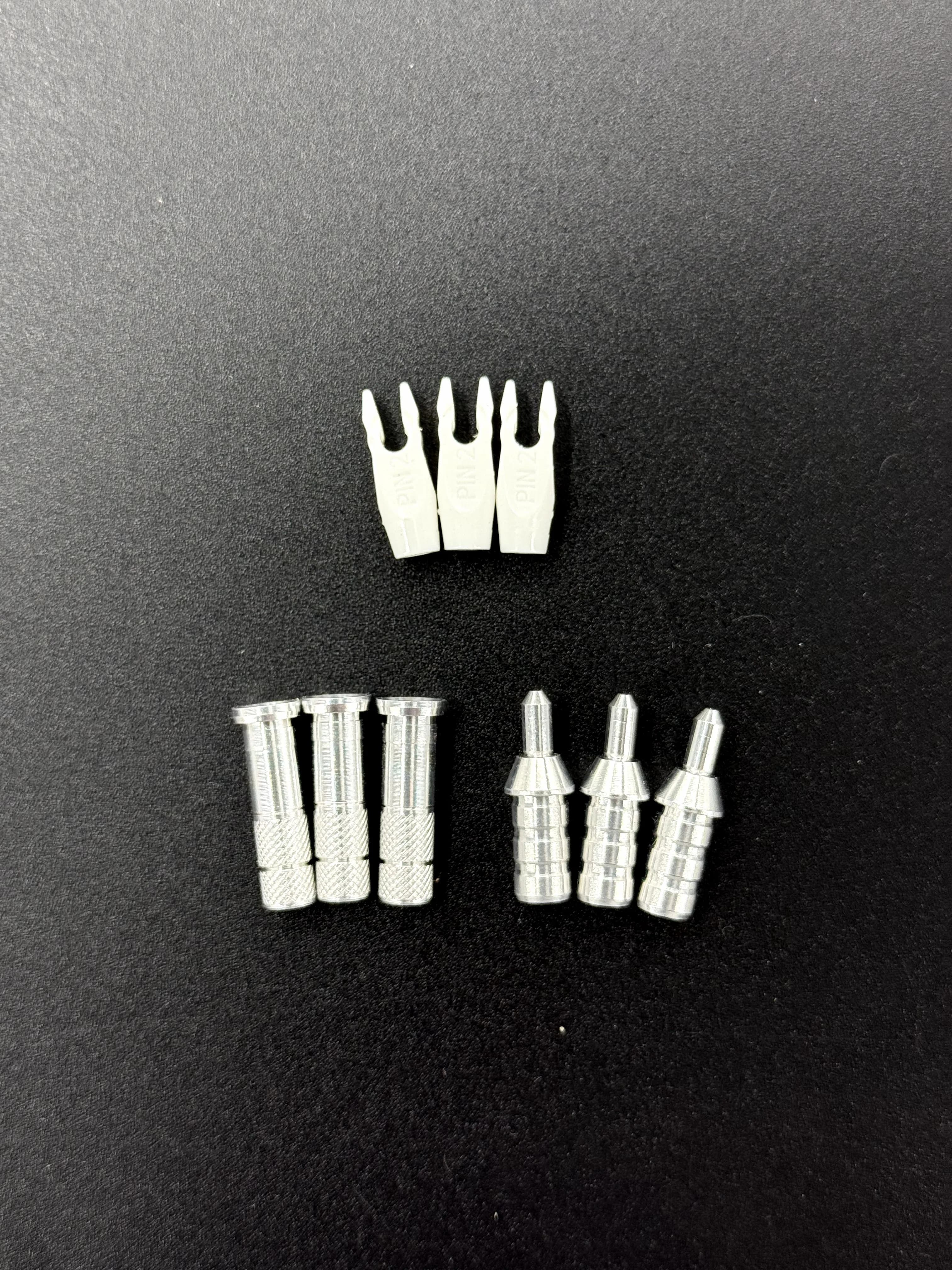 Set di 12 Punte di Freccia/Base in Alluminio/Inserti per Coda di Freccia, Diametro Interno 6,2mm, per Allenamento/Caccia, Aste Universali