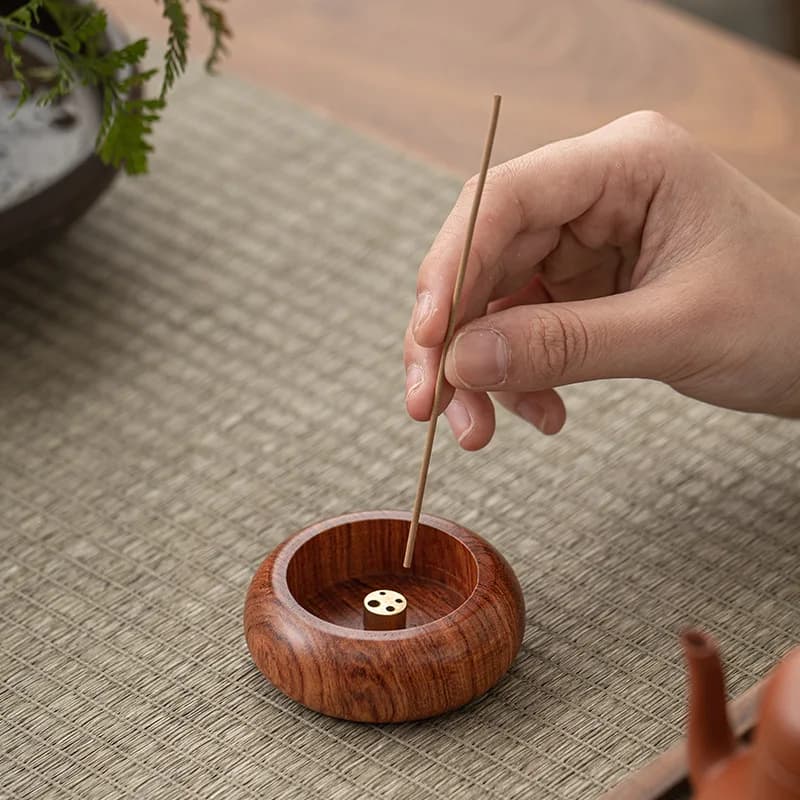 Bruciatore di Incenso in Legno Massiccio, Porta Bastoncini di Incenso, Mini Fornello Circolare per Incenso, Vassoio Multi-Foro per Interni, Ornamento Decorativo per la Casa