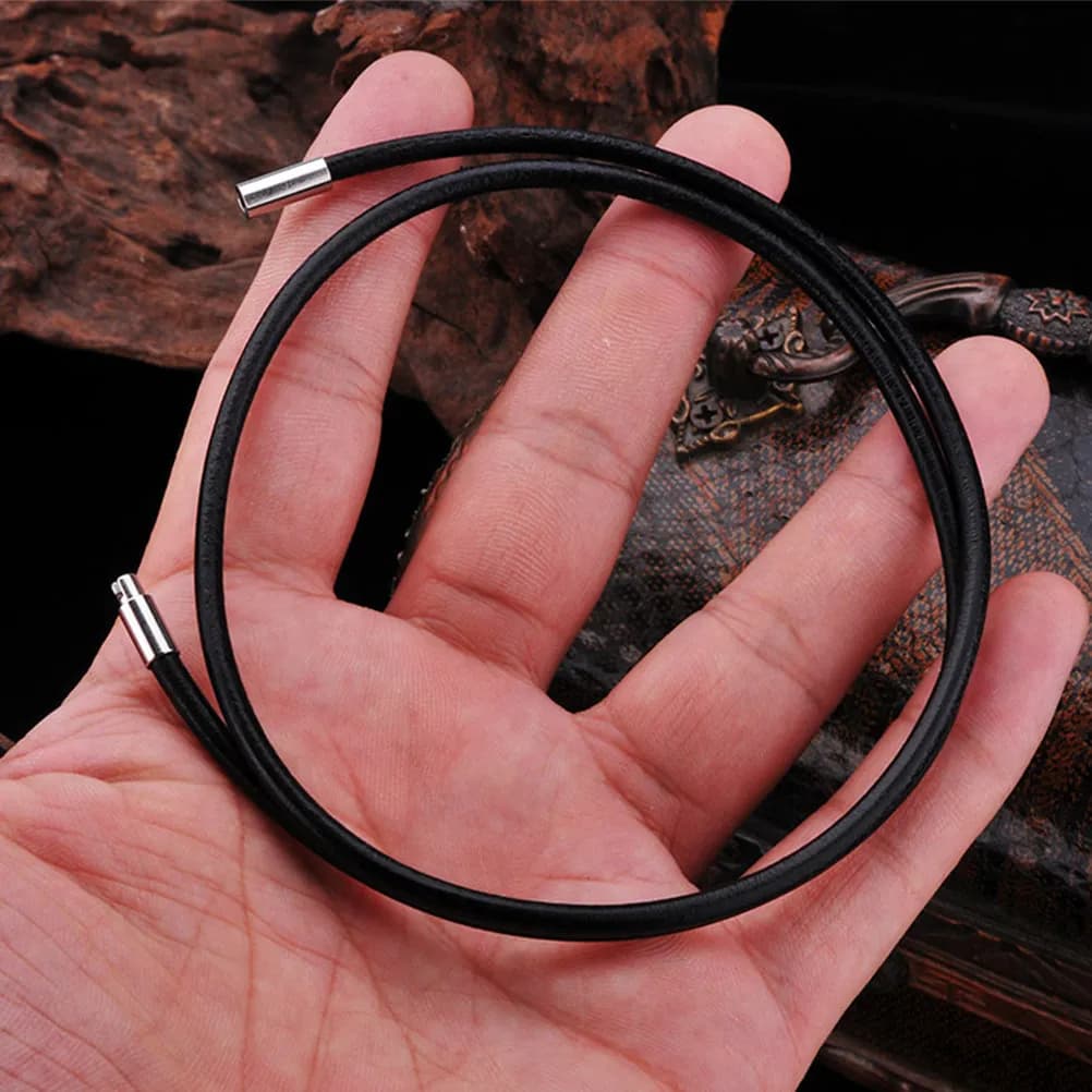 Cordoncino Nero Cerato per Collana con Chiusura, Corda Premium per Creazione Gioielli Fai da Te, Versatile per Collane, Bracciali e Ciondoli Unisex