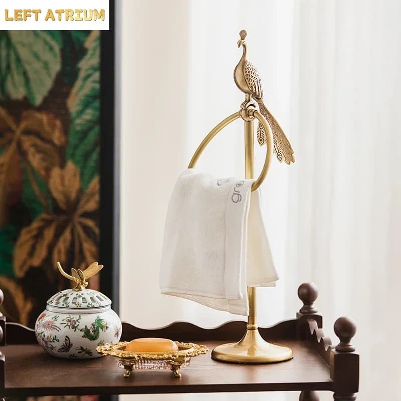 European style light luxury retro brass peacock towel ring bathroom high-end vertical hand towel holder bathroom accessories