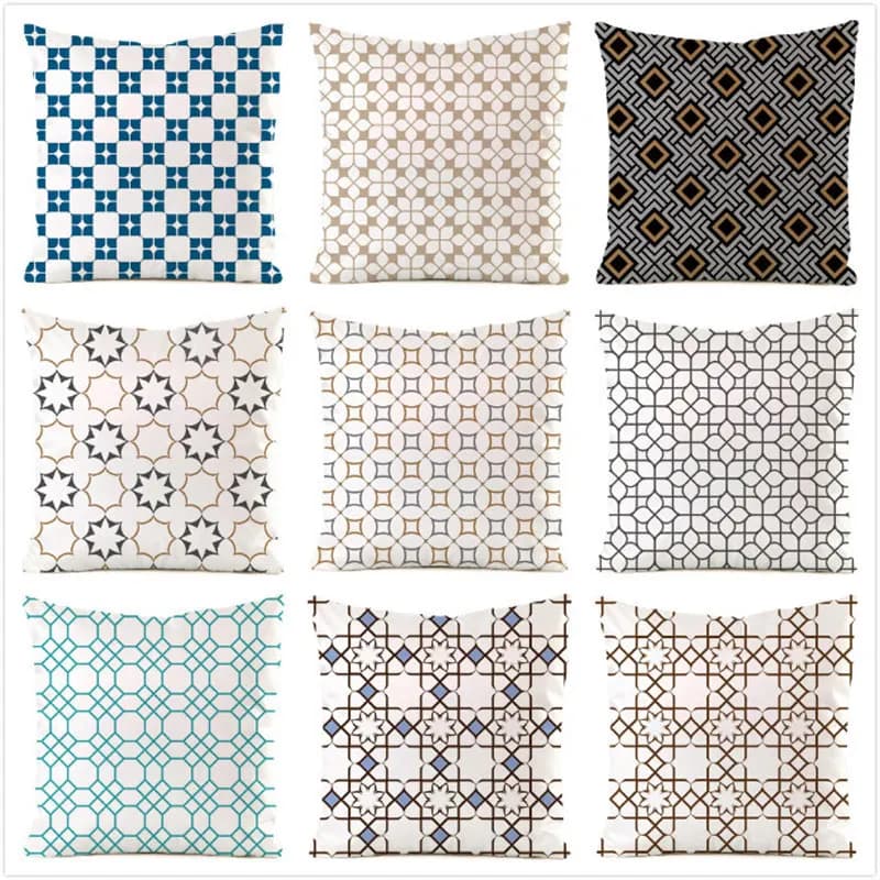 Circular geometry of Northern Europe Short cushions in plush with digital print for car sofa, office cushion lining, household items