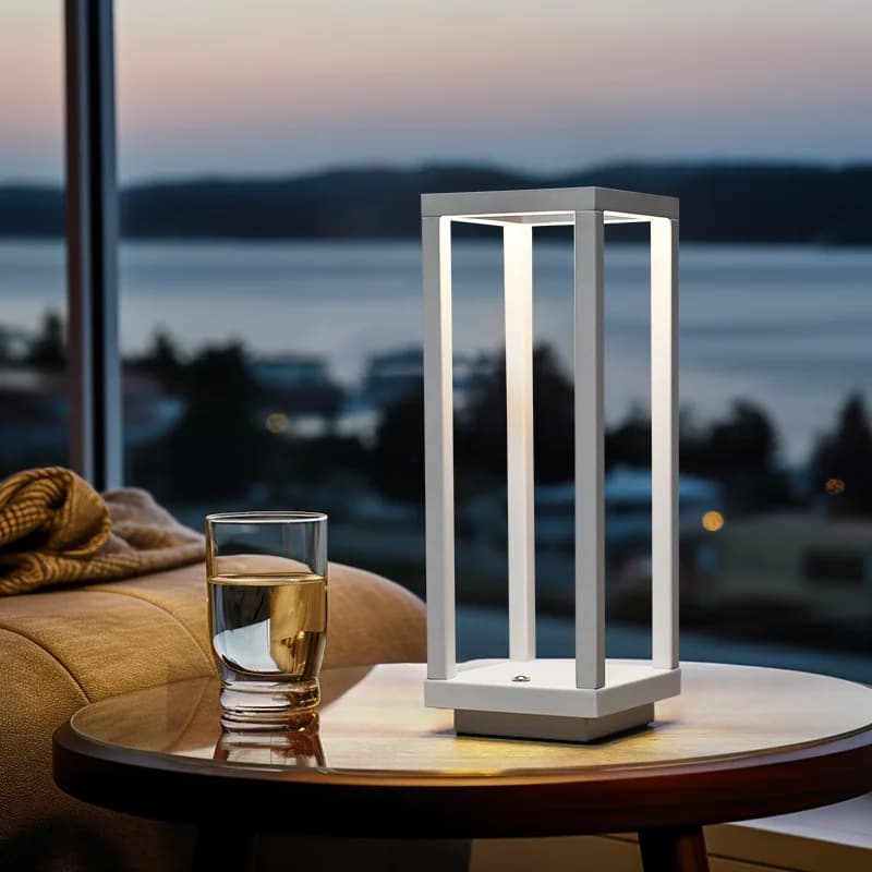 Lampada da Tavolo LED Touch Ricaricabile, Luce d'Atmosfera per Ristoranti Occidentali, Illuminazione Notturna per Campeggio e Bar