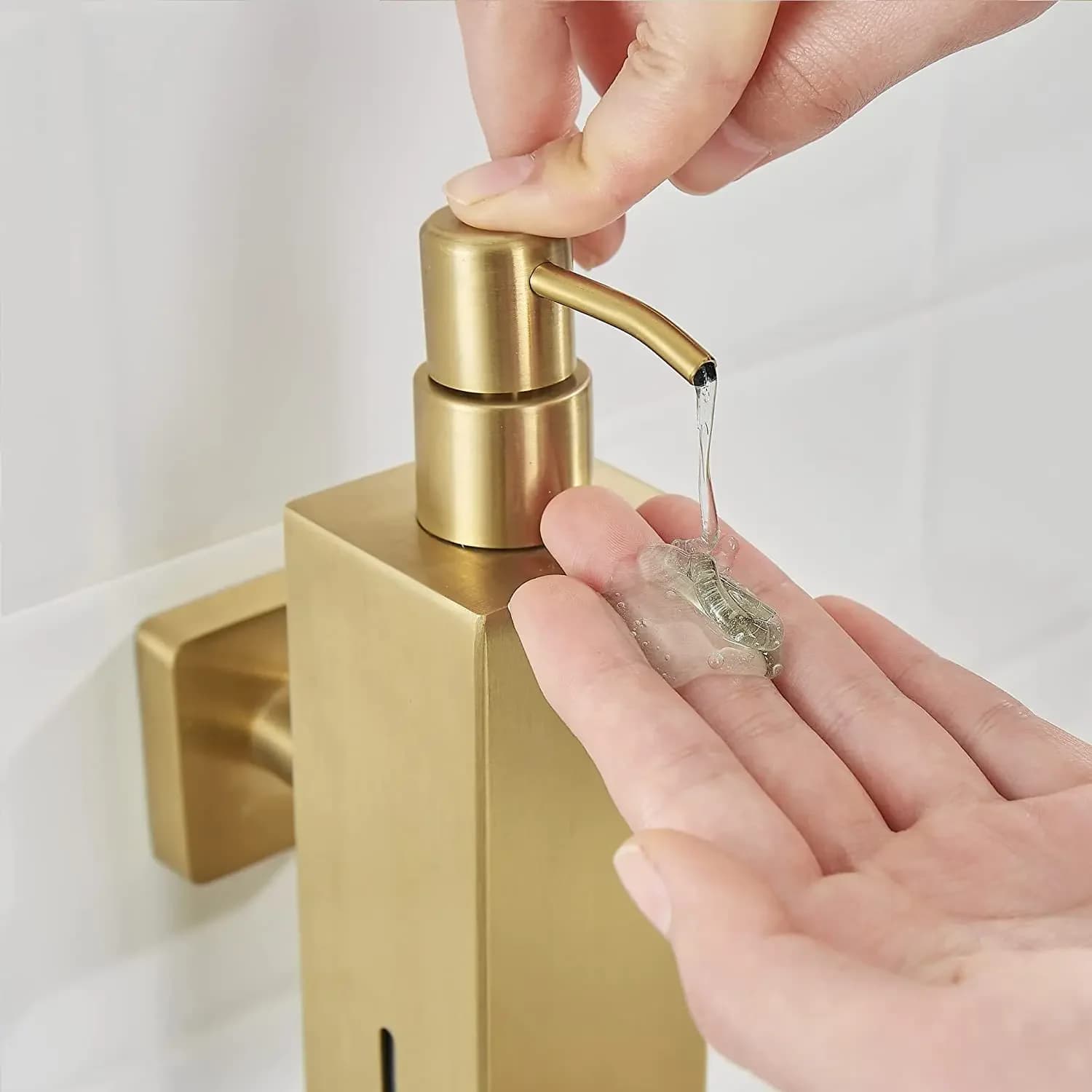 Dispenser di sapone liquido Dispenser di sapone manuale circolare quadrato nero spazzolato in acciaio inossidabile 304 Dispenser di sapone da bagno per hotel