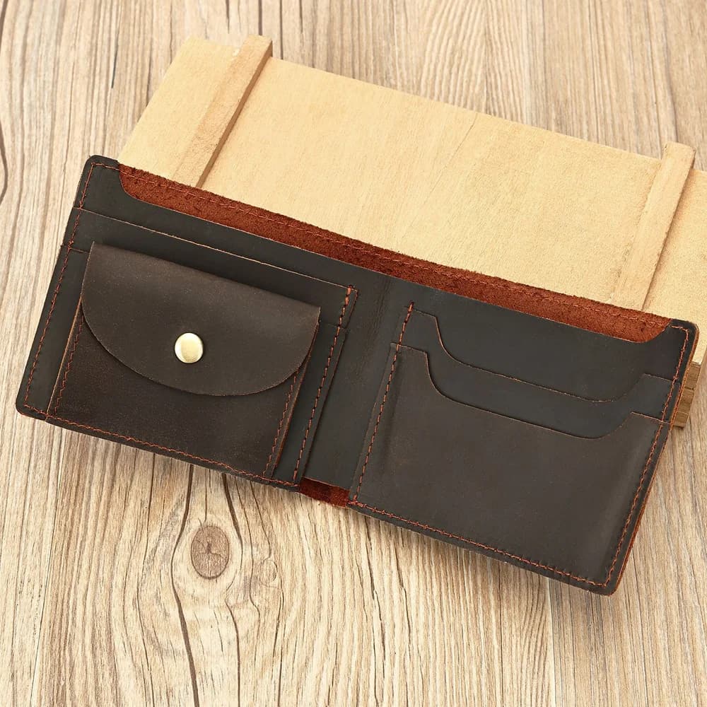 Men's wallet in real leather with Bifold purse Men's wallet in Italian leather