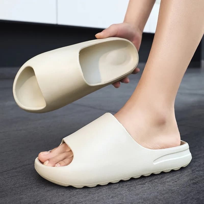 Ciabatte in EVA per Coppia, Nuove Ciabatte Semplici Monoblocco, Antiscivolo per Casa e Bagno, da Uomo e da Donna