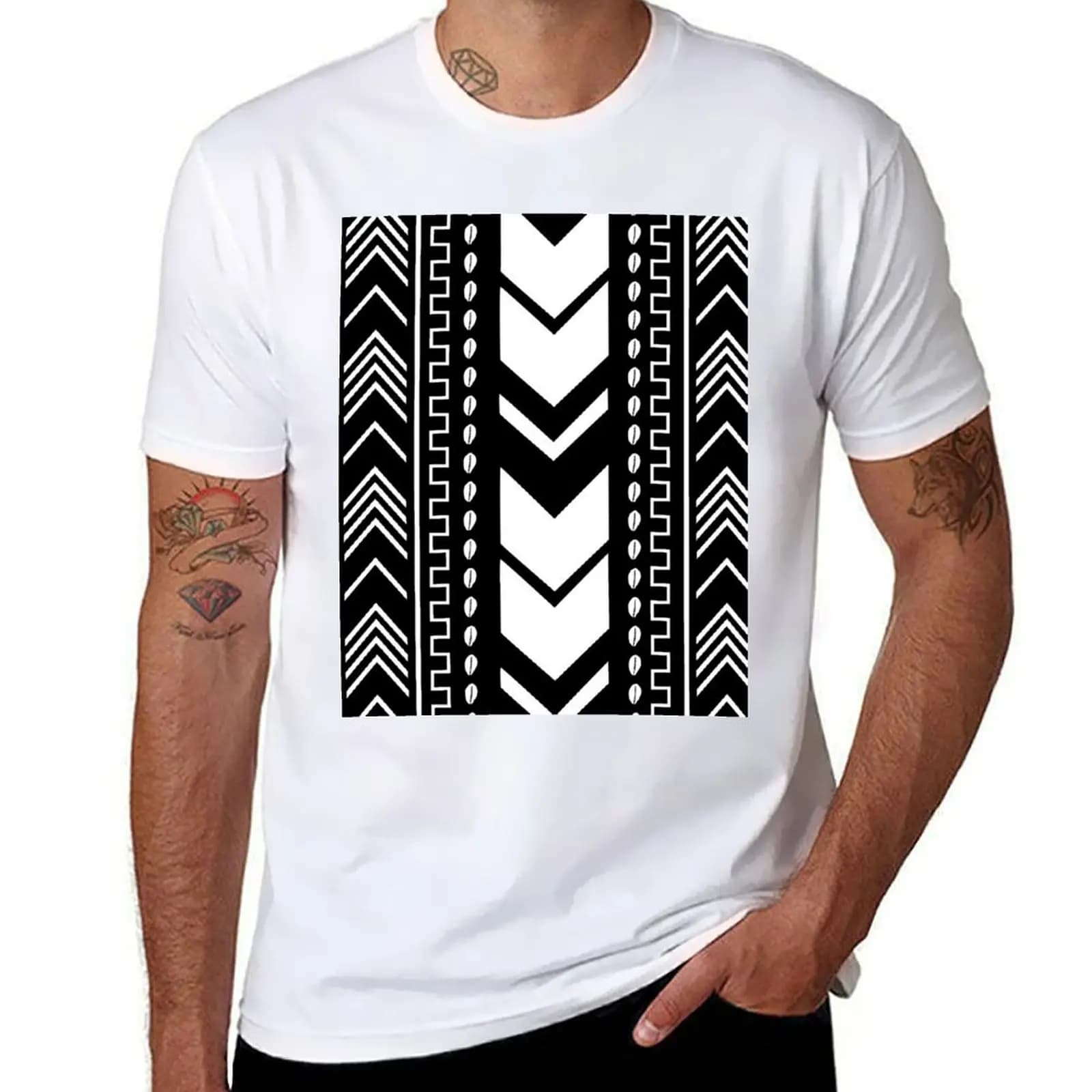 T-shirt con motivo in tessuto Bogolan africano bianco e nero, design semplice e basic, a maniche corte