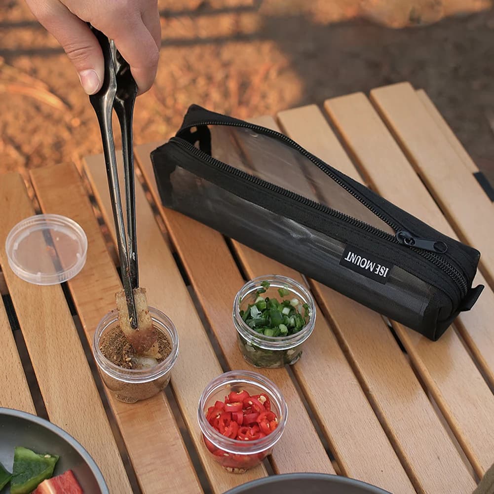 Contenitore per Spezie da Viaggio con 5 Barattoli Trasparenti, Set di Spezie per Escursionismo, Borsa Portatile per Campeggio e Barbecue all'Aperto