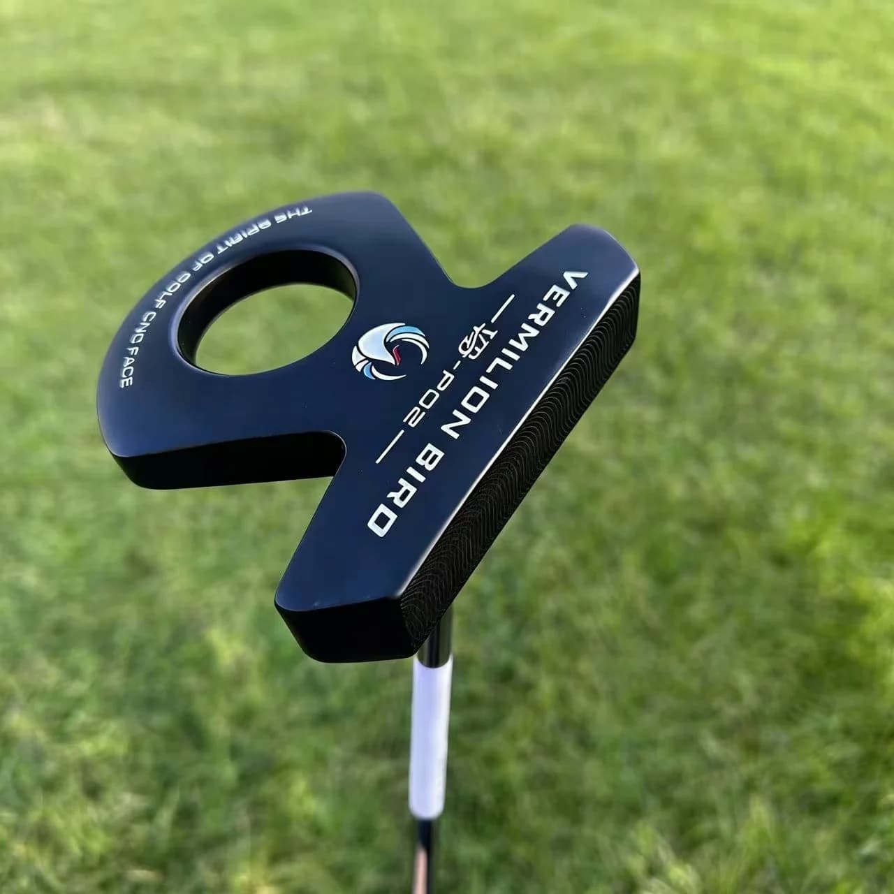 Putter da golf CNC Vermilion Bird - Testa del putter in lega di zinco ad alte prestazioni con faccia fresata per rotolo coerente, ideale per la pratica