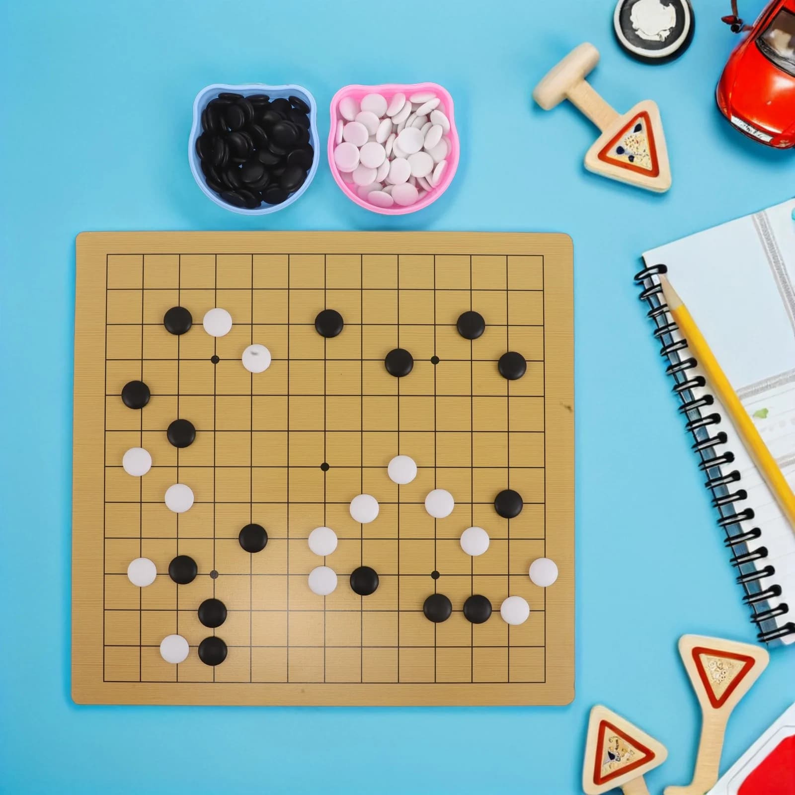 's Go Game Set Tabellone bifacciale 9x9 13x13 Simpatico orso Cartoon Design Leggero portatile Gioco di strategia da viaggio per