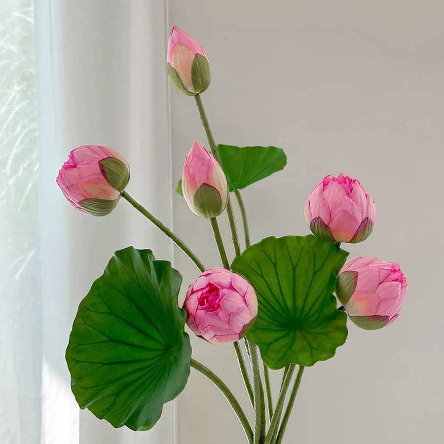 Artificial lotus flowers Artificial lotus leaves and pods of seeds Decorations for the Home Aquarium Landscapes and floral arrangements